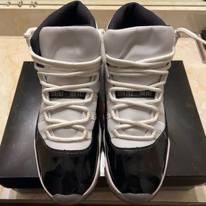 Nike Air Jordan 11 Retro